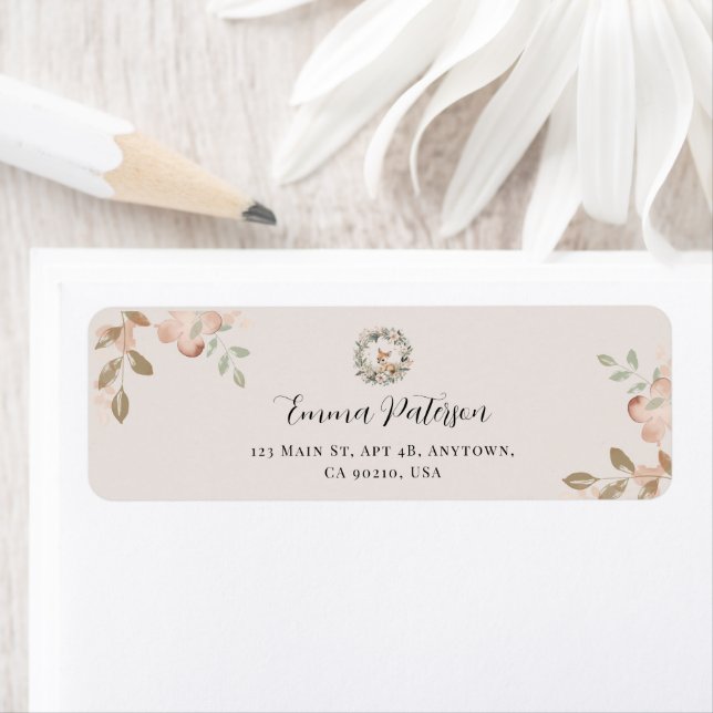Étiquette Elegant Woodland Floral Return Address (En situation)