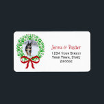 Étiquette Empreinte de patte Wreath Photo Christmas Return A<br><div class="desc">Cette étiquette d'adresse de retour de Noël ou de vacances amusante présente un design mignon avec une couronne faite d'empreintes de pattes. À l'intérieur de la couronne, il y a de l'espace pour télécharger une photo. Font fantaisie et design intelligent font de cet hôtel un grand ajout à vos mailings...</div>