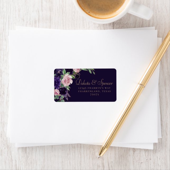 Étiquette Floraison | Dark Purple and Pink Rose Address (En situation)