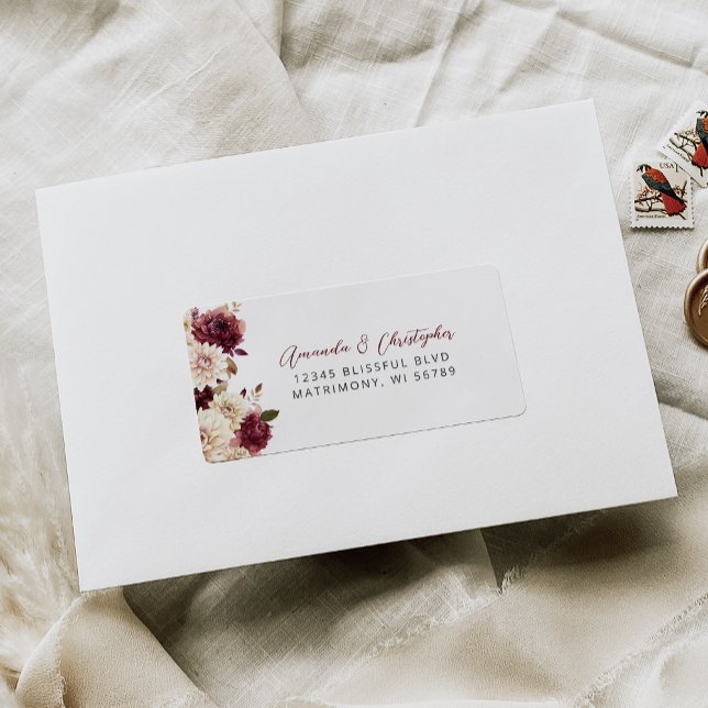 Étiquette Floral Bourgogne Crème Mariage RSVP Adresse (Créateur téléchargé)