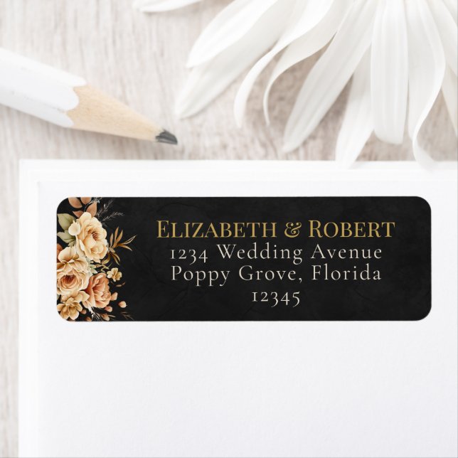 Étiquette Forest Witch Black Floral Wedding Address Label (En situation)