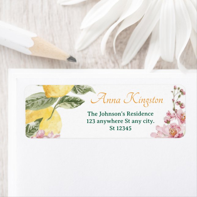 Étiquette Freshly Graduated lemon Return Address Labels (En situation)