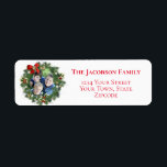 Étiquette Fun Christmas Wreath Photo Frame Adresse de retour<br><div class="desc">Ces étiquettes d'adresse de retour sont l'ajout parfait à votre mailer de carte de Noël. Ils présentent un design mignon avec votre photo insérée au centre d'une couronne de branches de pin de vacances avec un arc rouge, cloches, étoiles et saint. L'adresse est imprimée en lettres rouges. Une façon amusante...</div>