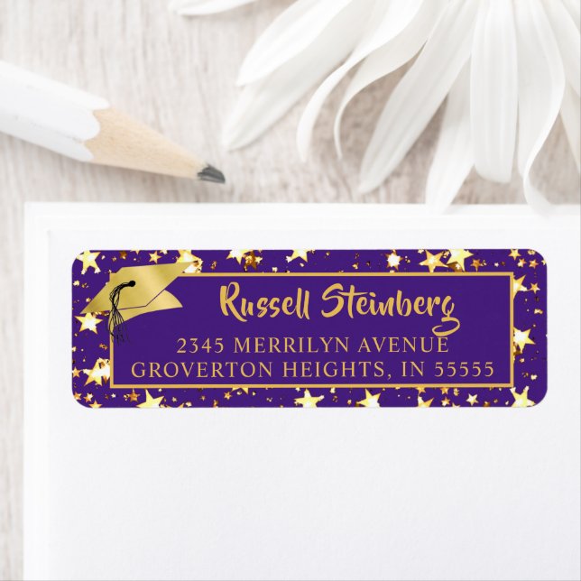 Étiquette Graduation Purple Gold Stars Brush Script Étiquett (En situation)