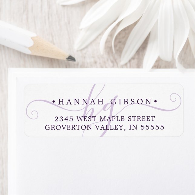 Étiquette Initiales de script Monogramme moderne Silver Purp (En situation)