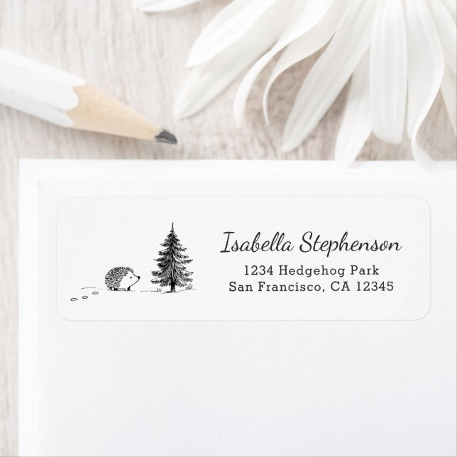 Étiquette Jolie adresse de retour au hérisson dessinée à la  (En situation)