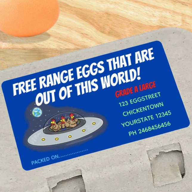 Étiquette Jolie poule drôle dans l'espace carton d'oeuf dess (Créateur téléchargé)