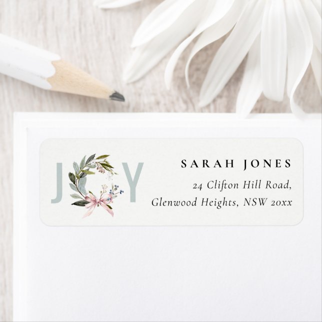 Étiquette Joy Blush Green Winter Christmas Wreath Address (En situation)