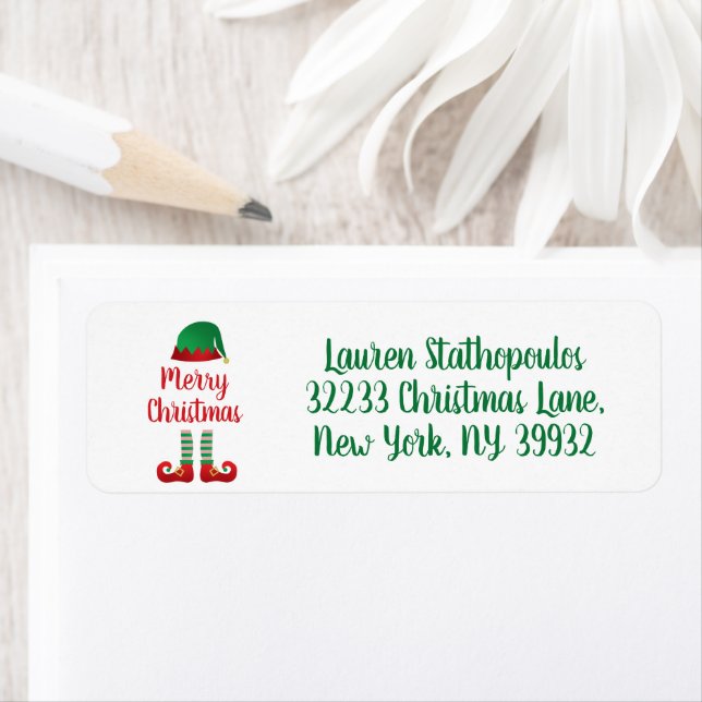 Étiquette Joyeuse tenue Elf Noël Typographie rouge (En situation)