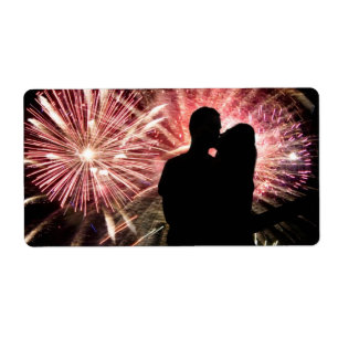 Étiquette Les feux d'artifice couplent embrasser la