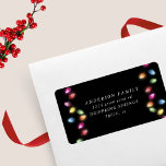 Étiquette Lumières de Noël colorées Adresse de retour<br><div class="desc">Notre collection "Fêtes de Noël colorées" rassemble des éléments festifs tels que des lumières de Noël avec des polices chic et élégantes sur un arrière - plan sobre.</div>