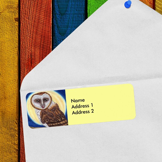 Étiquette Majestic Brown Chouette tachetée Lune (Brown and white owl in blue night sky in front of moon on yellow return address labels.)