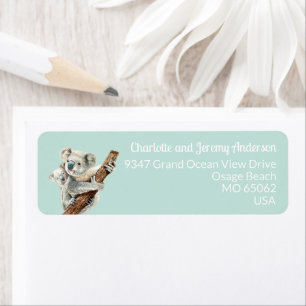 Étiquette Mignonne maman et bébé aquarelle Koala sur vert cl