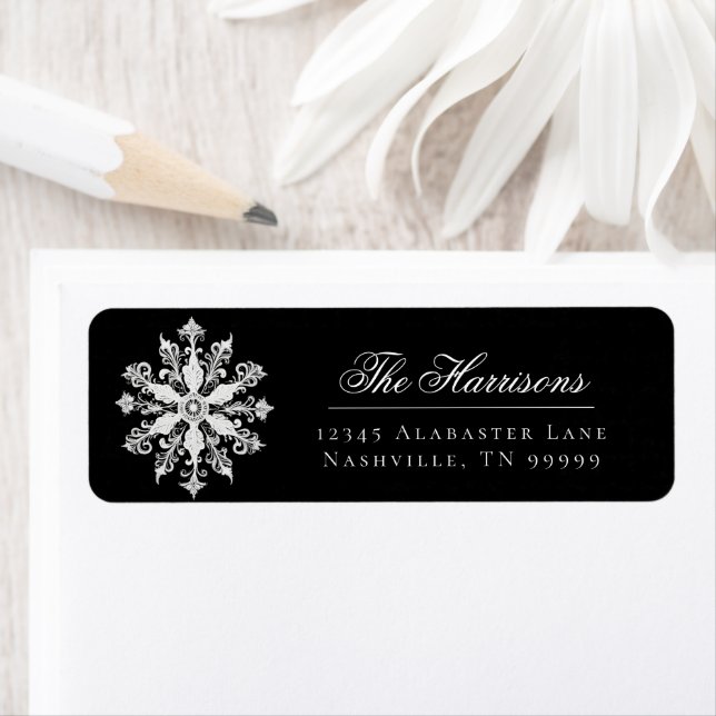 Étiquette Minimalist Snowflake Wedding Address | Black (En situation)