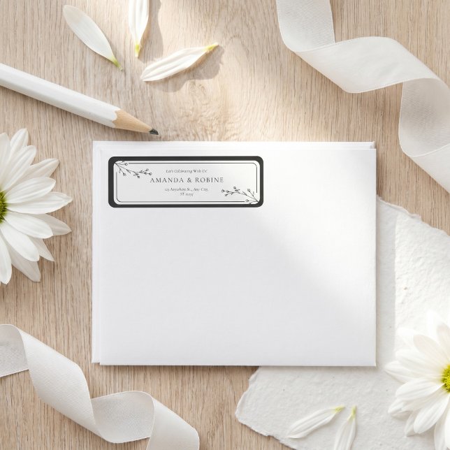 Étiquette Minimaliste Noir & Blanc  (Créateur téléchargé)