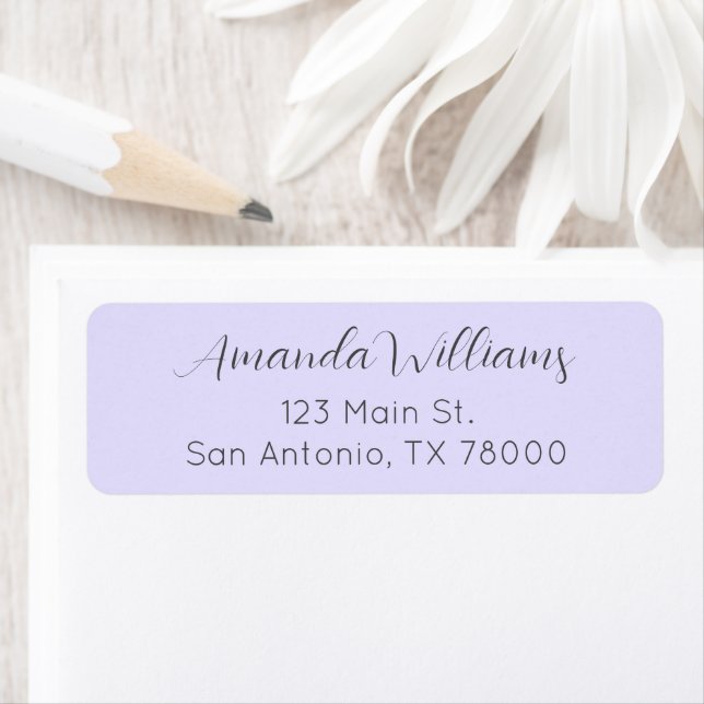Étiquette Modern Pastel Purple Script Adresse de retour (En situation)