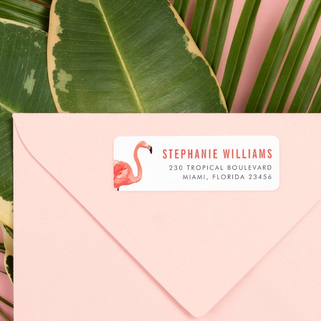 Étiquette Modern Pink Flamant rose Bold Nom et adresse de re (Return Address Label Mock-up)