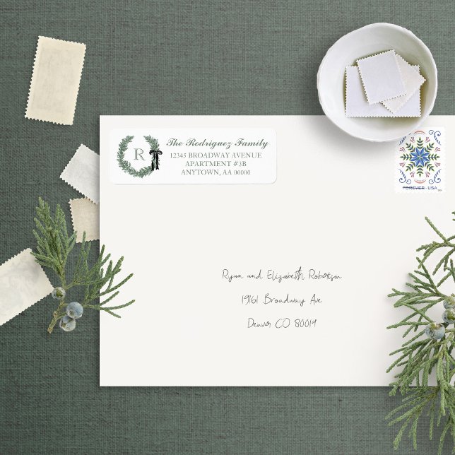 Étiquette Monogramme de couronne classique avec Bow Adresse  (Créateur téléchargé)