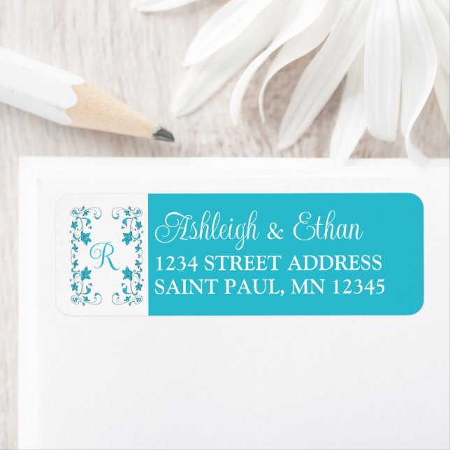 Étiquette Monogramme Turquoise, White Floral Mariage Adresse (En situation)