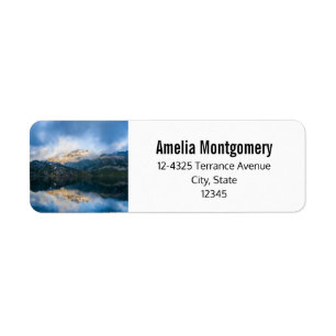Étiquette Montagnes et lac Pittoresque Nature Adresse photo