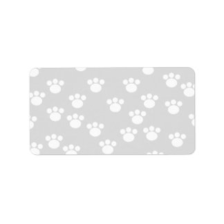 Étiquette Motif Empreinte de patte blanc et gris clair.