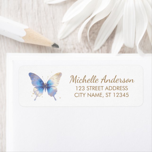 Étiquette Mystical Blue Butterfly with Gold Return Address   (En situation)