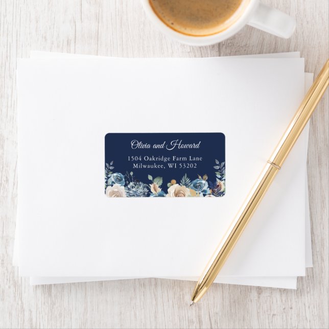 Étiquette Navy Blue Rustic Wild Watercolor Floral Adresse (En situation)