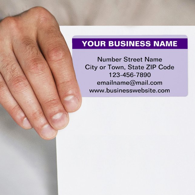 Étiquette Nom de l'entreprise mis en évidence sur une étique (Purple shipping label with your highlighted business name)