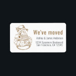 Étiquette Nous avons déménagé Vintage Christmas Snowman Nouv<br><div class="desc">Nous avons déplacé l'étiquette d'adresse de retour avec une image de bonhomme de neige vintage Noël, il suffit d'ajouter votre nom de famille et adresse en or et hors-noir stylisé typographie moderne. Festive vacances déménagement pour votre changement d'adresse. Conçu exclusivement pour vous par Happy Dolphin Studio. Si vous avez des...</div>