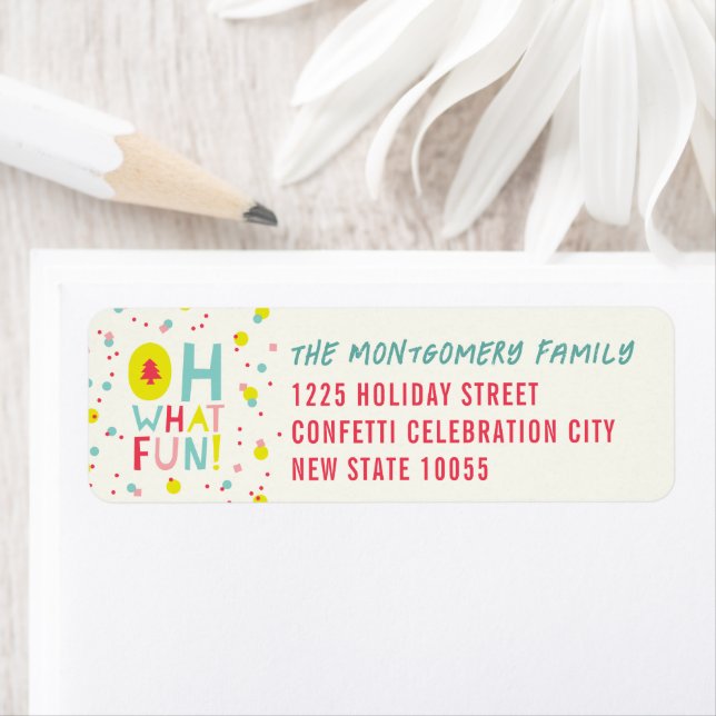 Étiquette Oh What Fun Confetti Dots Holiday Adresse de retou (En situation)