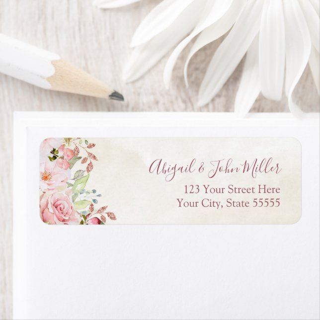 Étiquette Pink Floral Spring Wedding Return Address Labels (En situation)