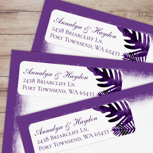 Étiquette Plum Purple Tropical Feuilles Mariages Adresse de  (tropical plum purple, eggplant purple island palm leaves, fern leaf, monstera return address labels)