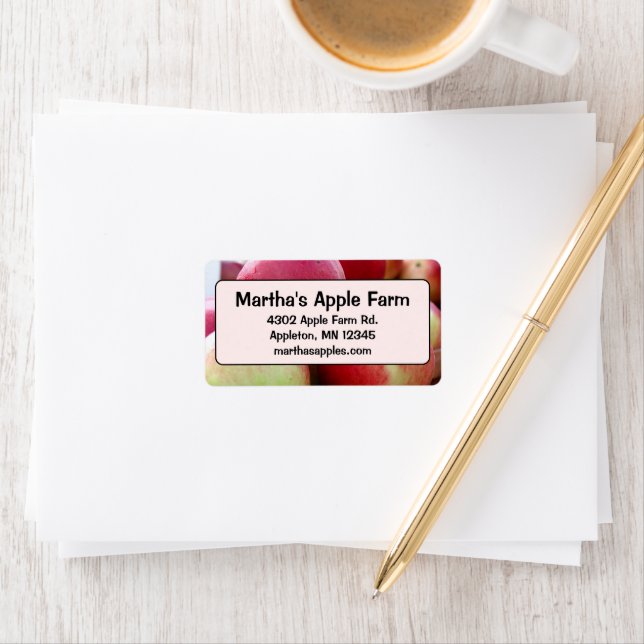 Étiquette Pommes fraîches en panier chez les agriculteurs Ad (En situation)