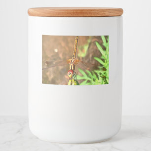 Étiquette Pour Bocaux Dragonfly Artistique Reposant Sur Une Tête De Fleu