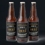 Étiquette Pour Bouteilles De Bière 90th Birthday Born 1932 Vintage Black Ajouter Nom<br><div class="desc">Un design étiquette classique personnalisé pour cette fête d'anniversaire pour quelqu'un né en 1932 et ayant 90 ans. Ajoutez le nom à ce design vintage de style rétro noir, blanc et or pour un cadeau personnalisé de 90 ans. Modifiez facilement le nom et l'année avec le modèle fourni. Un merveilleux...</div>