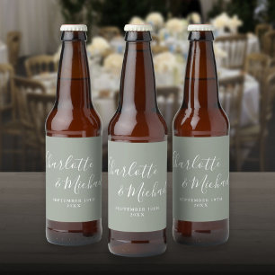 Étiquette Pour Bouteilles De Bière Élégant signature Script Sage Mariage vert