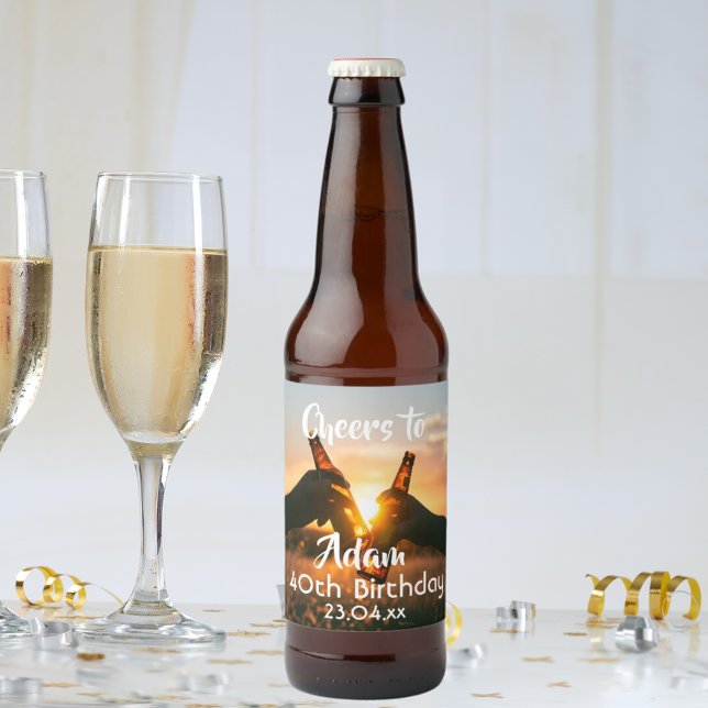 Étiquette Pour Bouteilles De Bière Les gars de la fête du 40e anniversaire applaudiss (Créateur téléchargé)