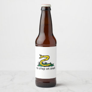 Étiquette Pour Bouteilles De Bière Pas de pas sur les mèmes de snek parodie de Gadsde