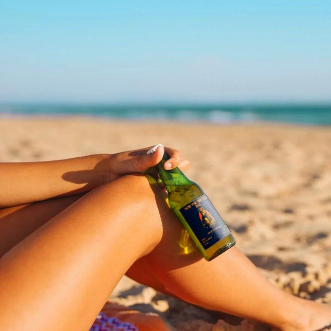 Étiquette Pour Bouteilles De Bière Personnaliser Ours Urbain Boire Une Bière Détaillé (Créateur téléchargé)