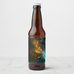 Étiquette Pour Bouteilles De Bière Vol de libellule verte lumineuse