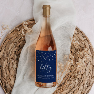 Étiquette Pour Bouteilles De Vin 50e Anniversaire Élégant Bleu Nuit Argent Confetti