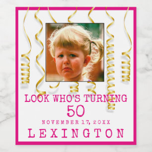 Étiquette Pour Bouteilles De Vin 50e anniversaire fille de fête avec photo Sélect