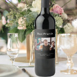 Étiquette Pour Bouteilles De Vin Amis photo hommes noirs<br><div class="desc">Un cadeau pour vos meilleurs amis pour les anniversaires,  Noël ou un événement spécial pour les hommes,  les gars. Texte blanc : Meilleurs amis. Personnalisez et utilisez votre propre photo horizontale,  et ajoutez vos noms. Un arrière - plan noir classique.</div>