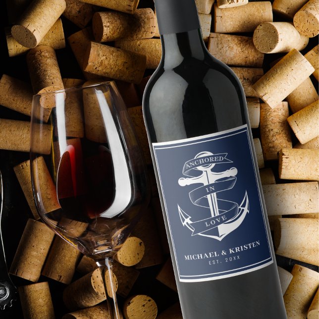 Étiquette Pour Bouteilles De Vin Ancré en amour Nautique Bleu Ancre Mariage (Anchored in Love Nautical Blue Anchor Wedding Wine Label
)