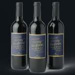 Étiquette Pour Bouteilles De Vin Blue Merry Christmas Gold Script Calligraphie<br><div class="desc">Simple Elegant Marine Bleu Joyeux Noël Or Script Calligraphie Vin Étiquette</div>
