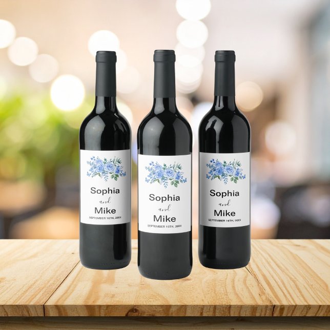 Étiquette Pour Bouteilles De Vin Blue Watercolour Floral and Butterflies Wedding  (Créateur téléchargé)