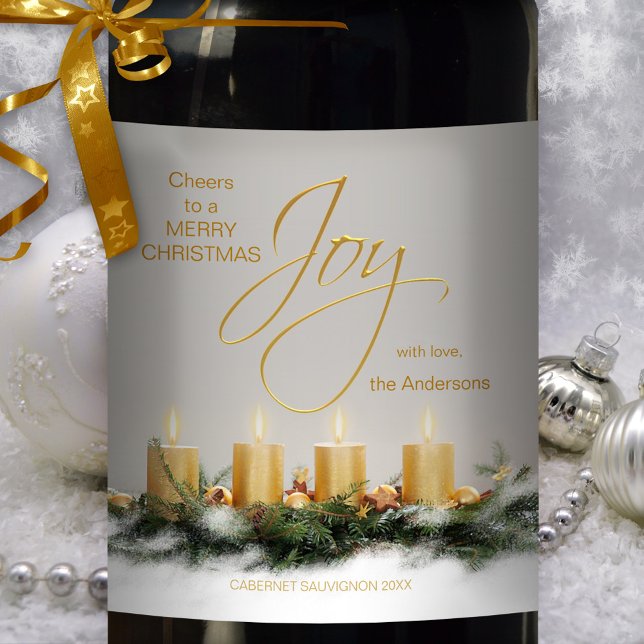 Étiquette Pour Bouteilles De Vin Bougies d'or Étiquette de vin de Noël personnalisé (A festive Christmas wine label featuring golden candles on a simple chic grey background)