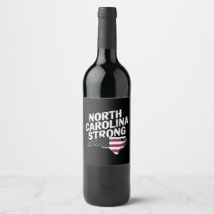Étiquette Pour Bouteilles De Vin Caroline du Nord forte avec le drapeau de NC State