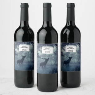 Étiquette Pour Bouteilles De Vin Cerf avec Antlers dans une forêt ombragée Annivers
