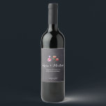Étiquette Pour Bouteilles De Vin Chalkboard, Fleur d'aquarelle paysage rustique<br><div class="desc">"Ajoutez une touche d'élégance rustique à vos cadeaux spéciaux grâce à notre Étiquette à vin rustique de Chalkboard Watercolor Flower Giveaway. Ce étiquette magnifiquement conçu est le moyen parfait de personnaliser et d'améliorer vos cadeaux de vin, en combinant le charme du tableau de bord rustique avec la délicate beauté des...</div>